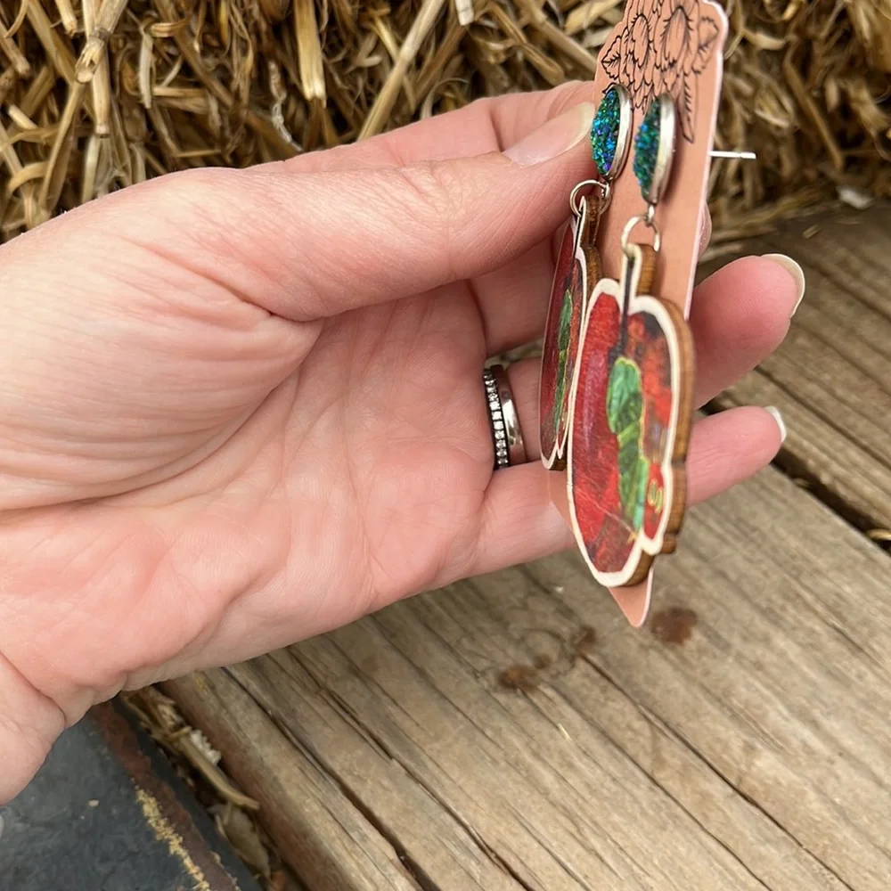 Eric Carle Book Character Earrings/ Teacher Earrings - Picture 6 of 12